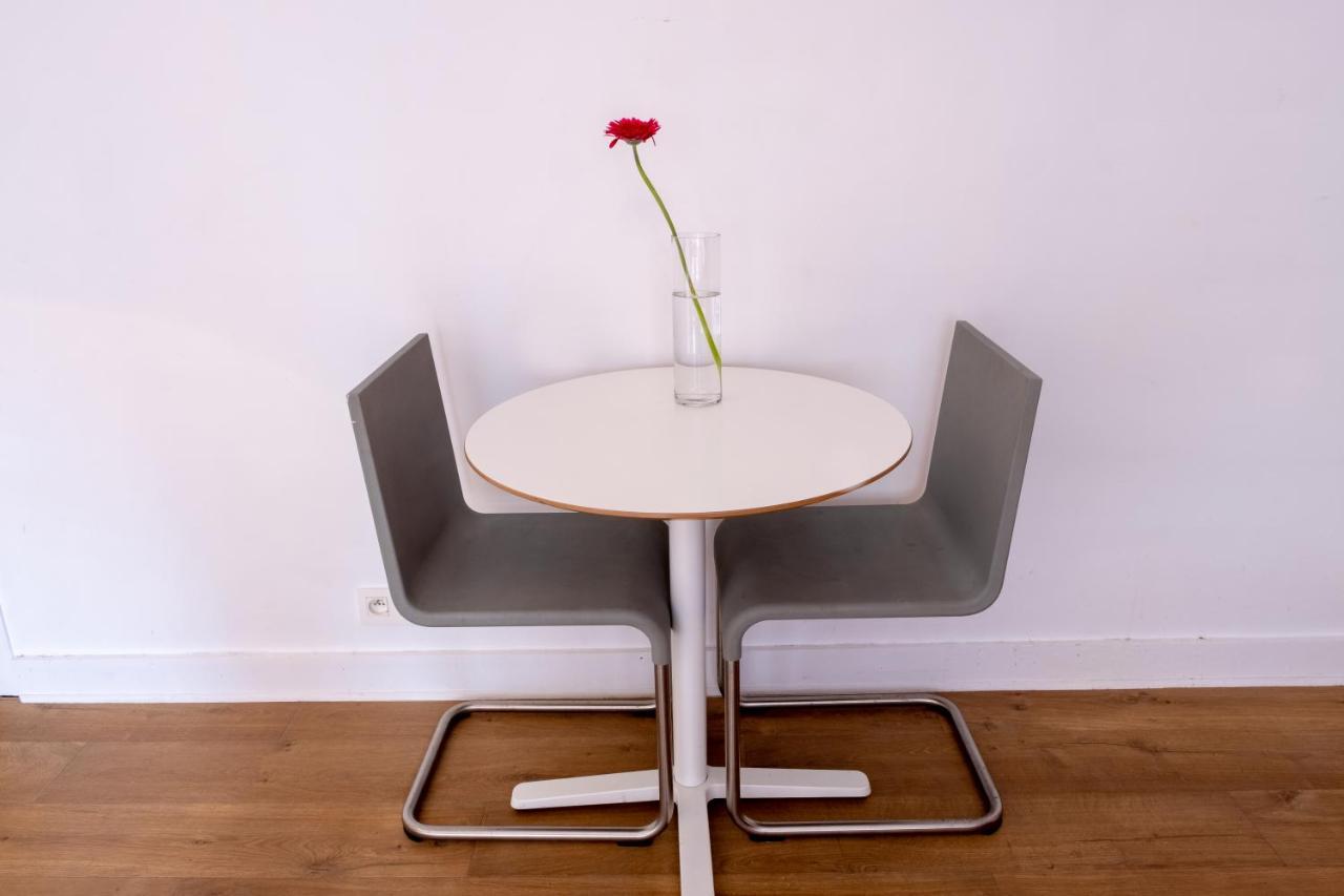 Bed and Breakfast Quartier Leonard Гент Экстерьер фото
